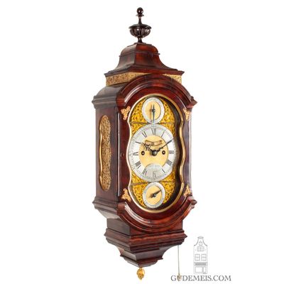 Een zeldzame Engelse mahoniehouten console klok, Chater & Sons.