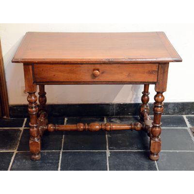 Tafel met lade, Frankrijk, 17e eeuw (Louis XIII)