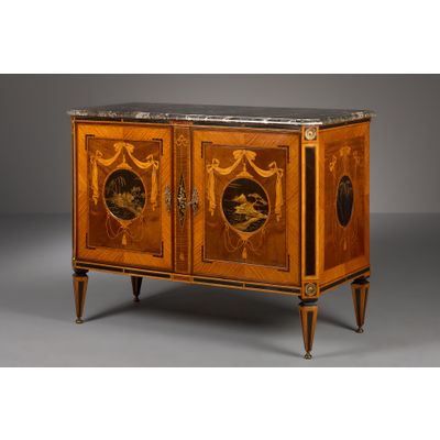 Dutch Louis XVI Commode with lacquer panels
