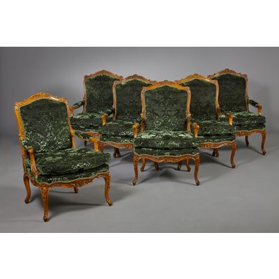 Ensemble of six Louis XV armchairs à la Reine