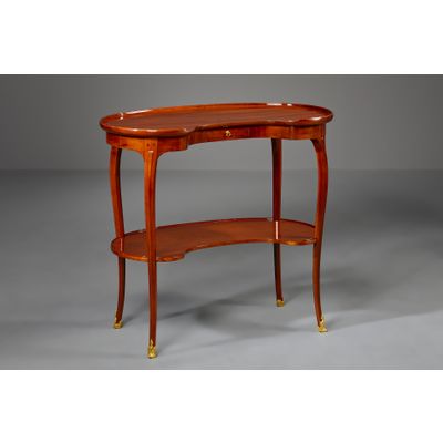 French Louis XV Table à Rognon