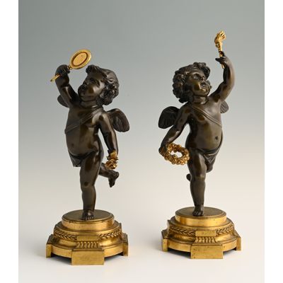 A pair of bronze sculptures