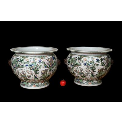 An impressive pair of very large Kangxi-style fish bowls/cachepots.