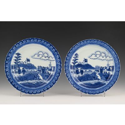 A pair of chinese porcelain 'Scheveningen' dishes