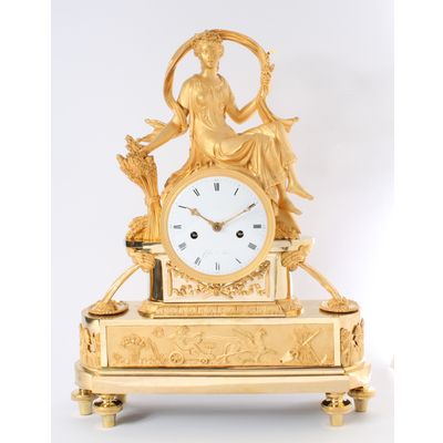 A good French Empire sculptural mantel clock by Colin à Paris circa 1800