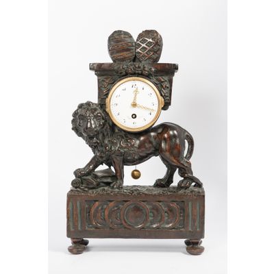 Nice French Louis XVI Small Wooden Lion Pendule, circa 1770