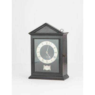 Ebony Religieuse clock