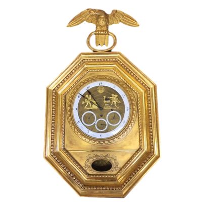 V12 Verguld houten Weense kalender wandklok met amor smidse mechaniek