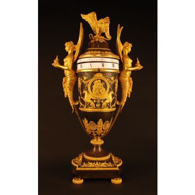 CT01 Vaseshape clock set with two ewers