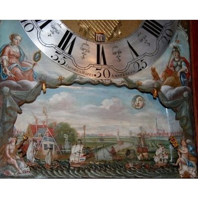 L03 Longcase clock with extensive automaton