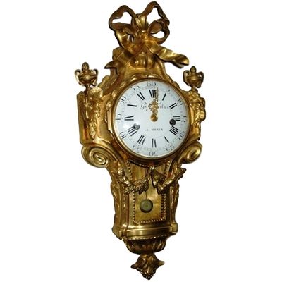 W19 Small Louis XVI - Cartel d’ Applique with pull repeat