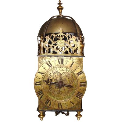 LA09 One hand lantern clock