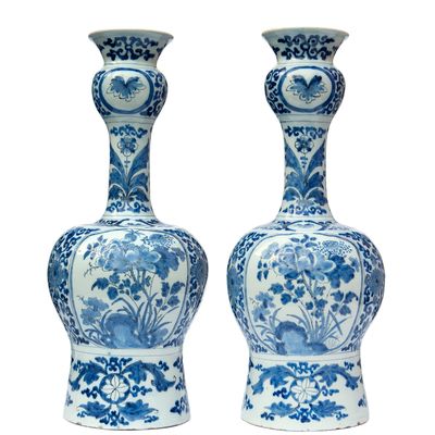 A Pair Knobbelvases in Blue and White Dutch Delftware