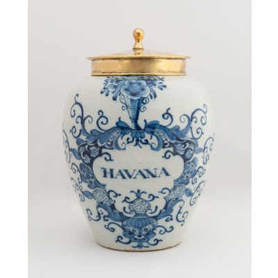 Een Tabakspot met Koperen Deksel in Blauw - Wit Delfts Aardewerk