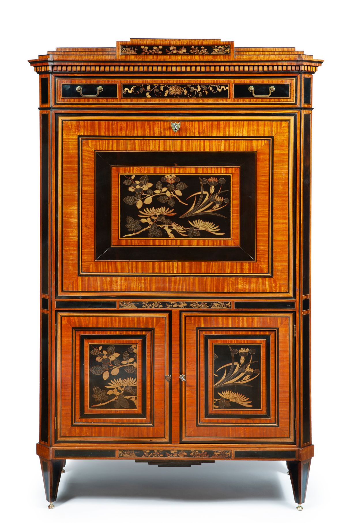 A Dutch Louis Seize secrétaire à abattant with lacquer panels - afbeelding 1