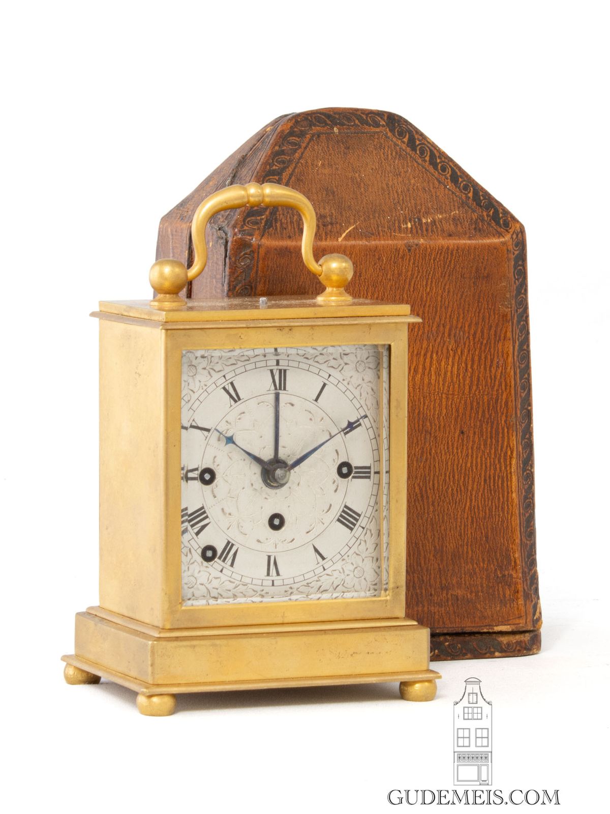 A small Austrian grande sonnerie travel clock, circa 1850. - image 1
