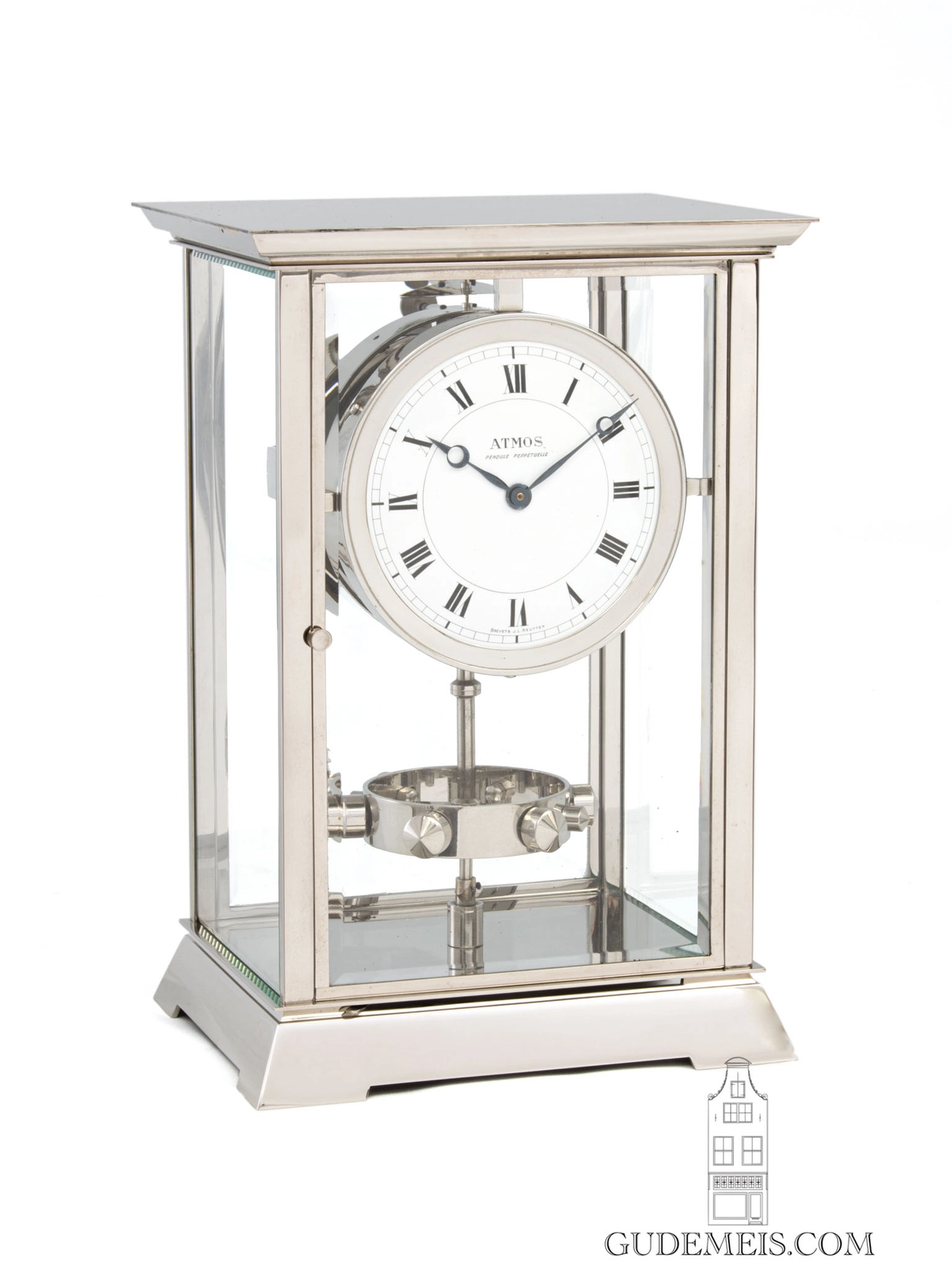 Eine französische Art-Deco-vernickelte Reutter-Patent-Atmos-Uhr von etwa 1933.