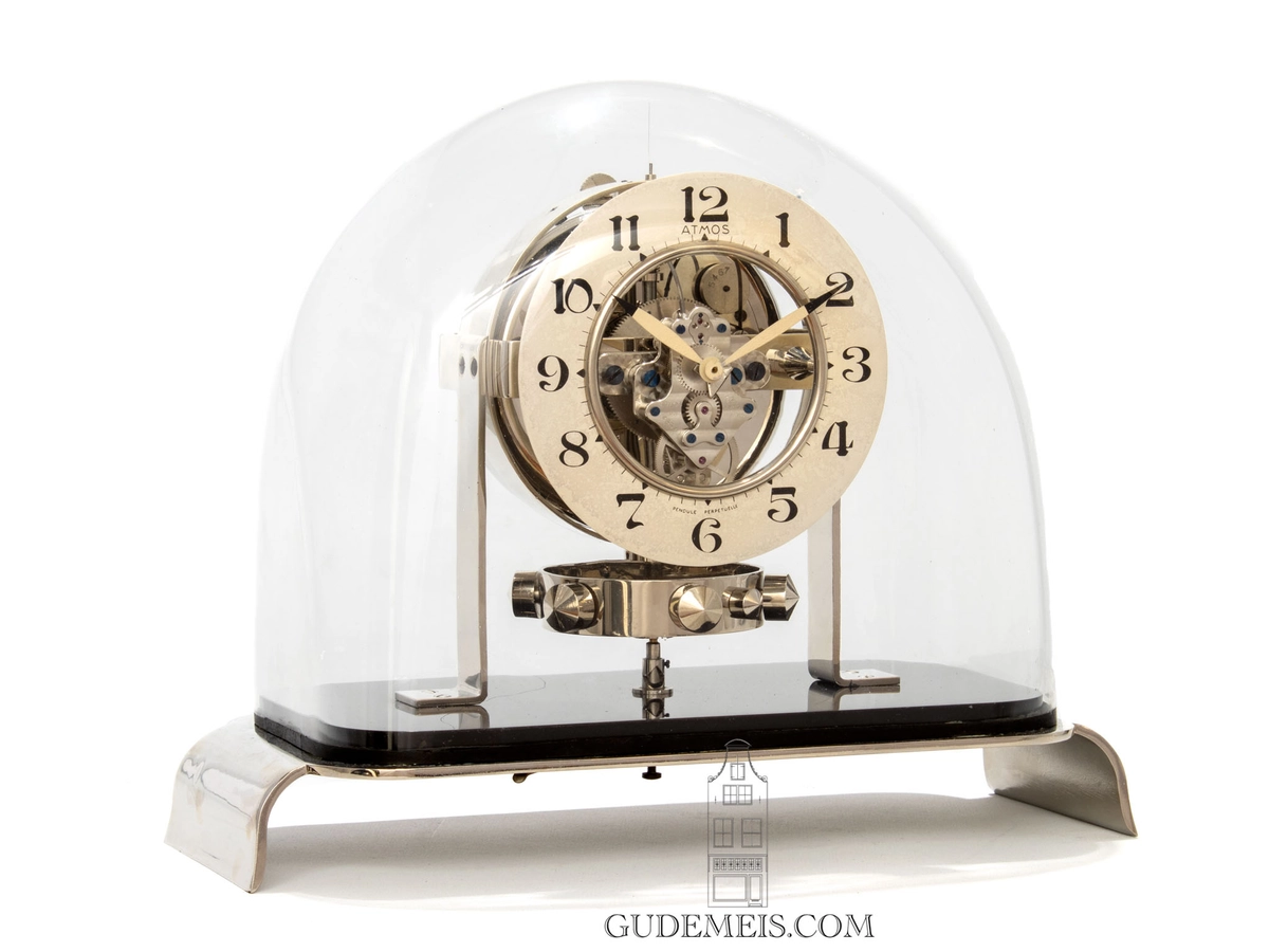 Une belle horloge atmos Reutter brevetée Art Déco française, modèle P01, vers 1935.