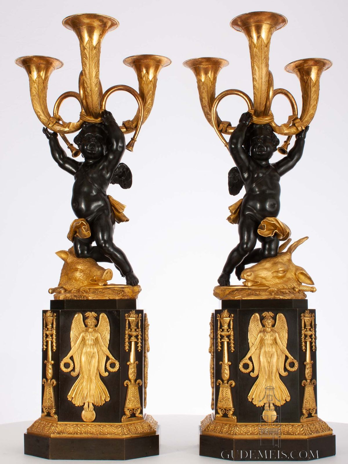 An important pair French Empire ormolu and bronze sculptural candelabra, circa 1800 - image 1