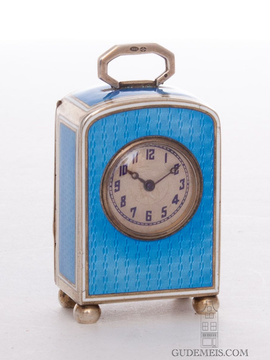 Een miniatuur Zwitsers Art Deco guilloche emaillen reisklokje, circa 18920 - afbeelding 1