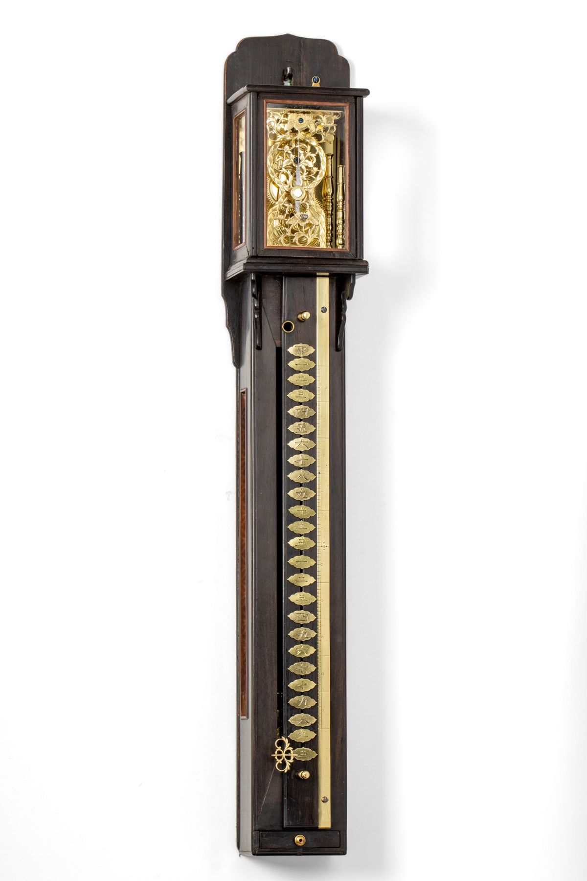Une horloge murale japonaise "shaku dokei" avec carillon, vers 1850. - image 1