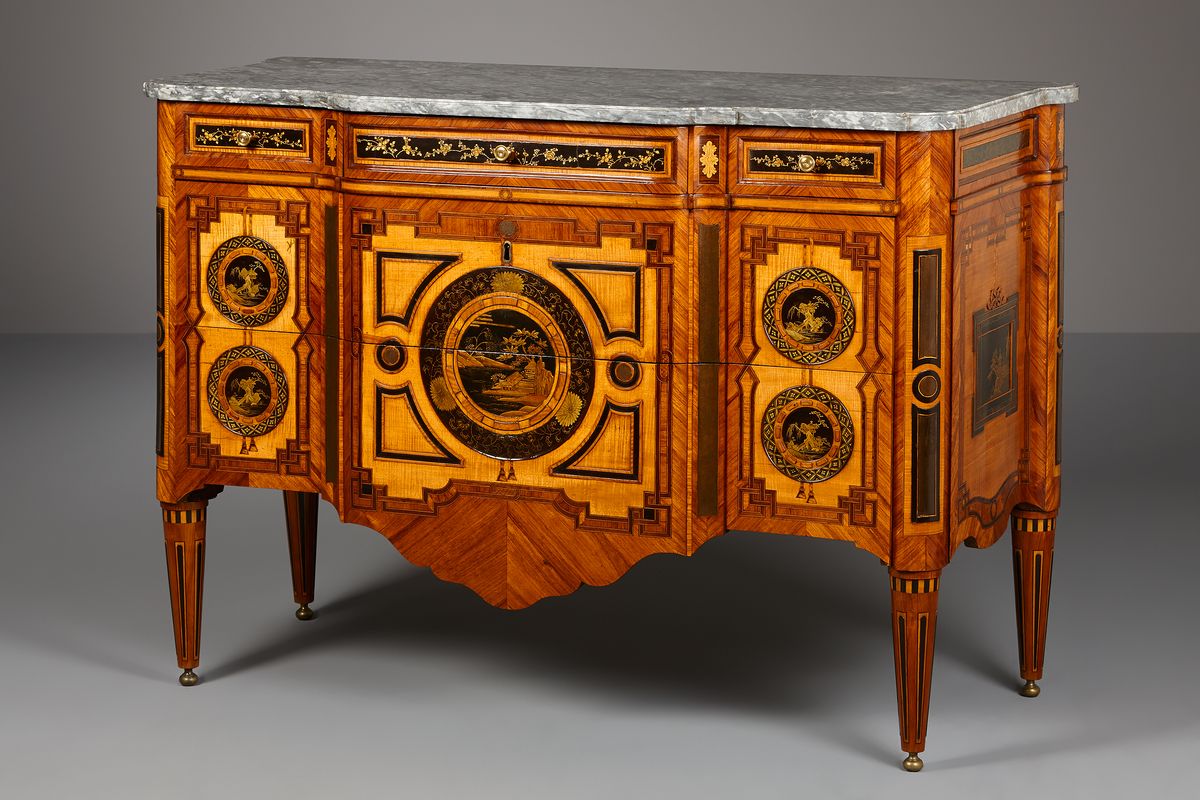 Dutch Louis XVI Commode with Lacquered Panels - image 1
