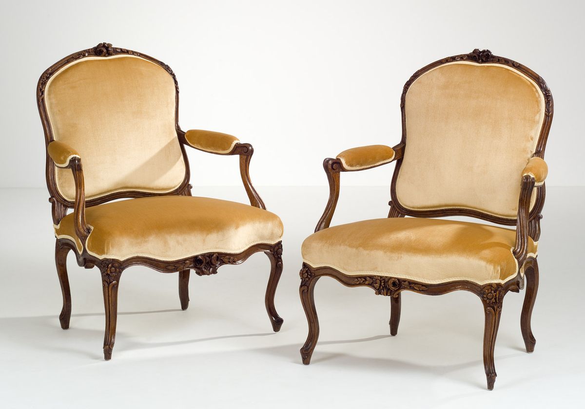 Paar Franse Louis XV Fauteuils à la Reine