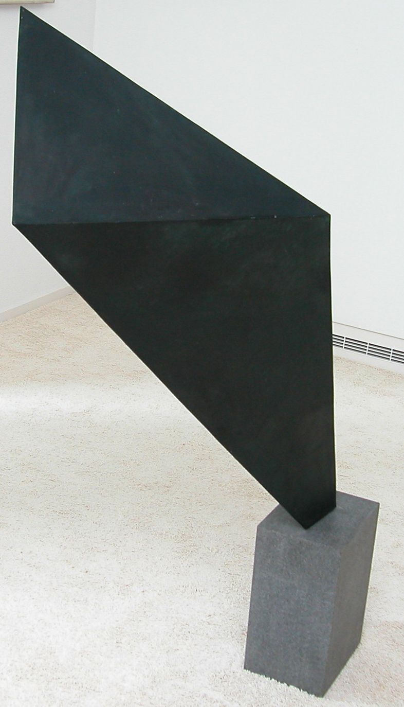 ' oblique geometric statue'