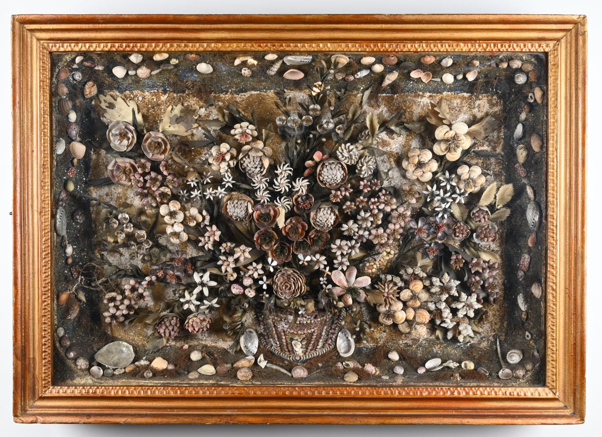 Viewing cabinet with flower basket of all kinds of shells - image 1