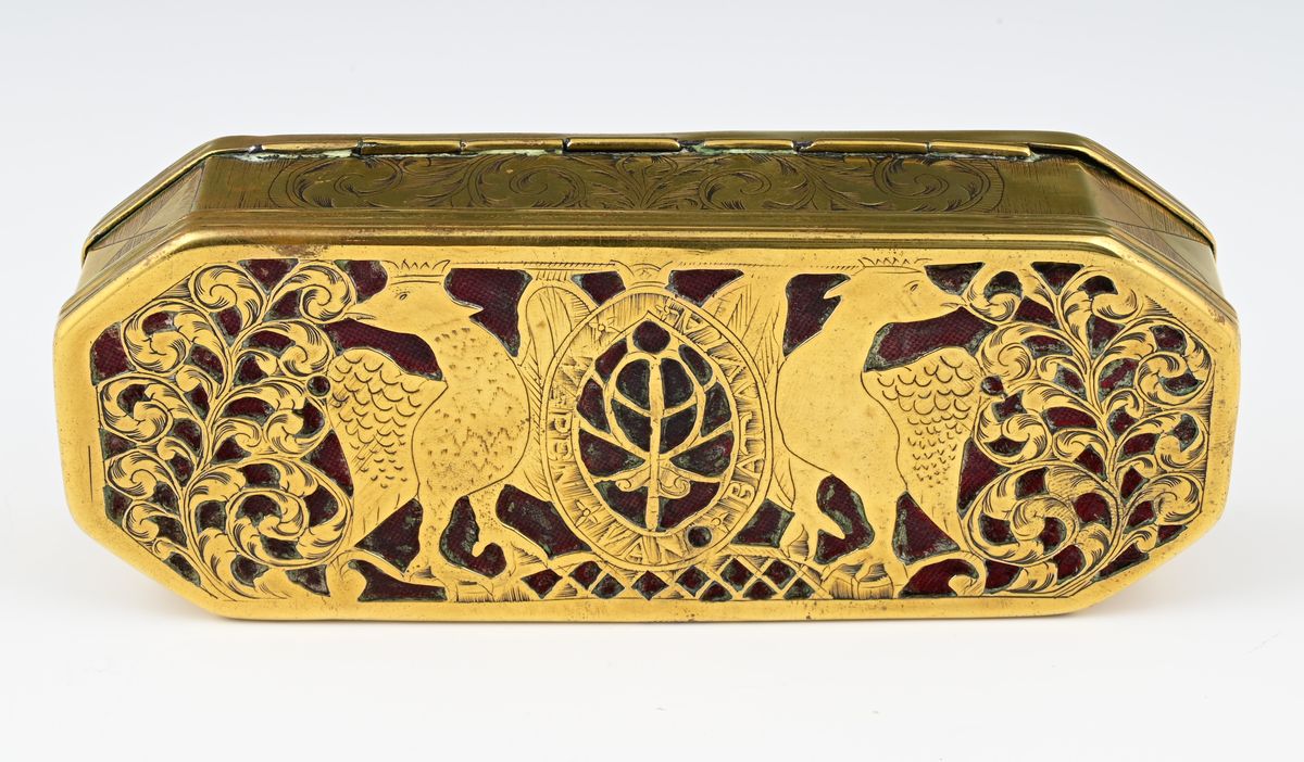 A Dutch tobacco box - image 1
