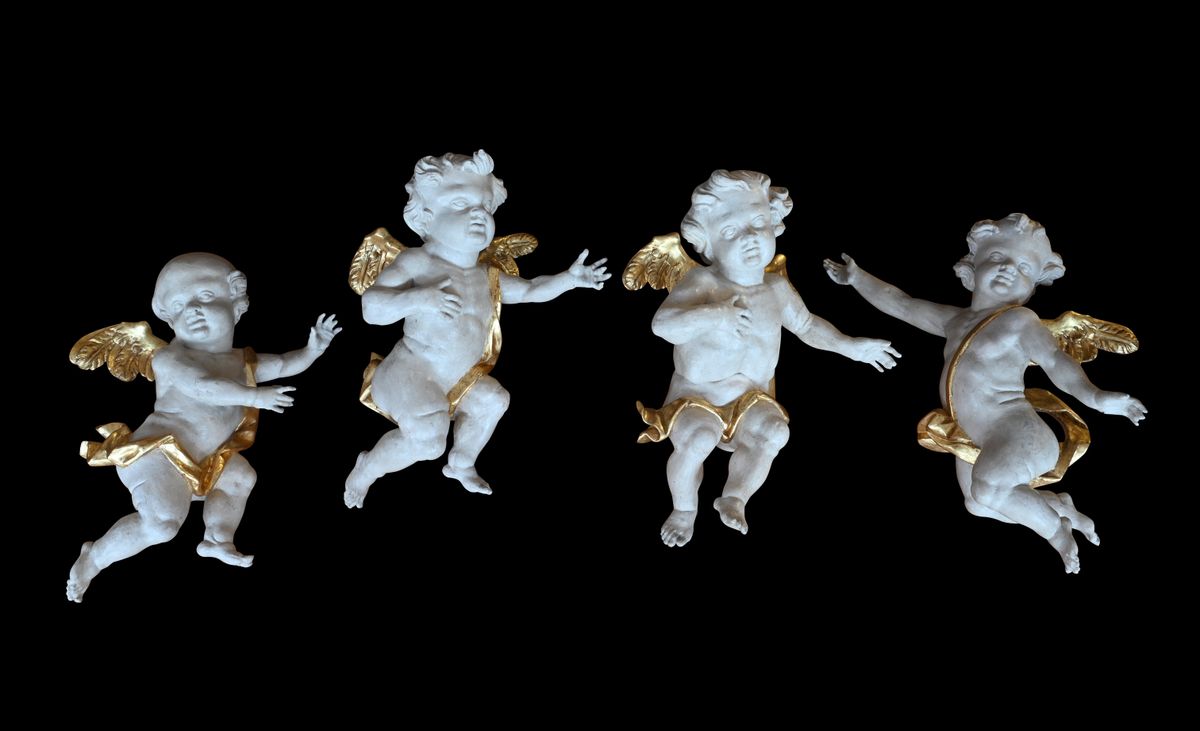Four polychrome wooden angels - image 1