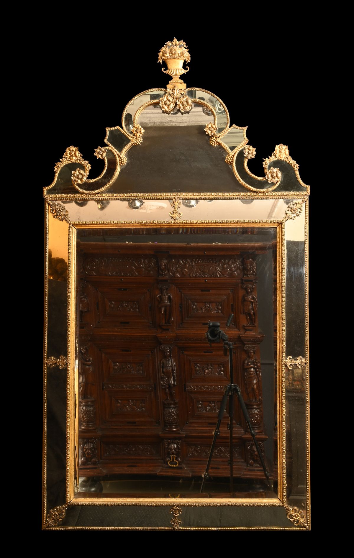 A Swedish Baroque mirror by Burchardt Precht, active in Stockholm 1674-1738