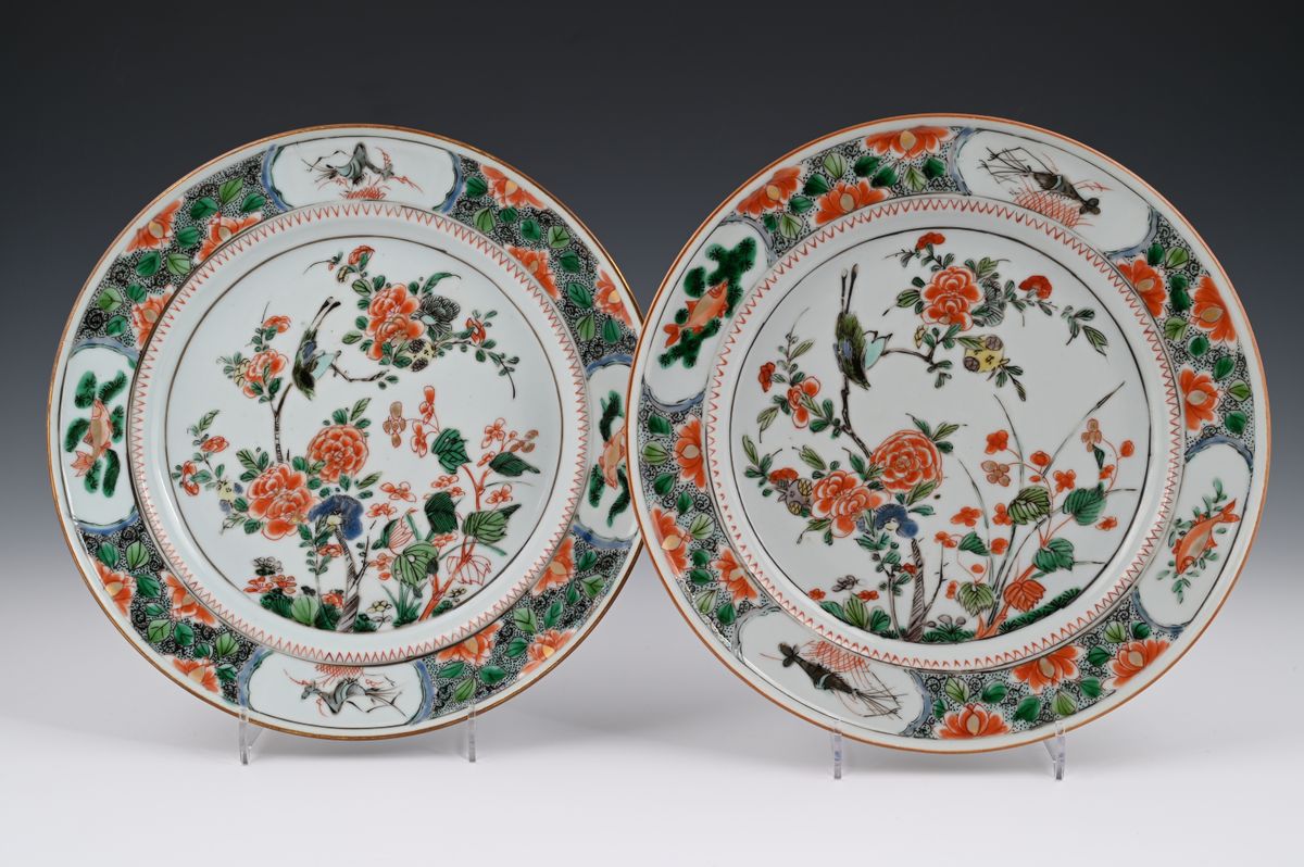 A pair of Chinese Famille Verte plates - image 1