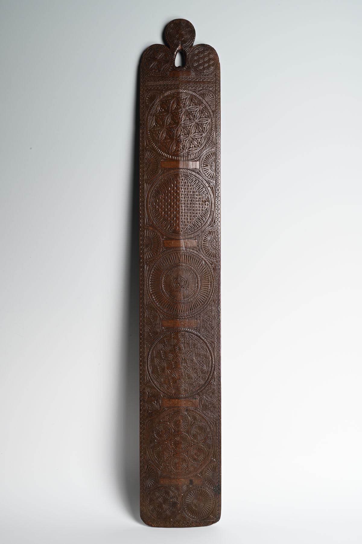 A Dutch 'mangelplank' - image 1