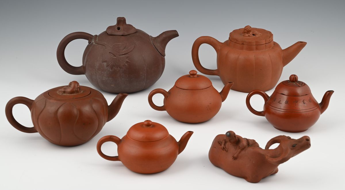A collection of Chinese Yixing teapots - image 1