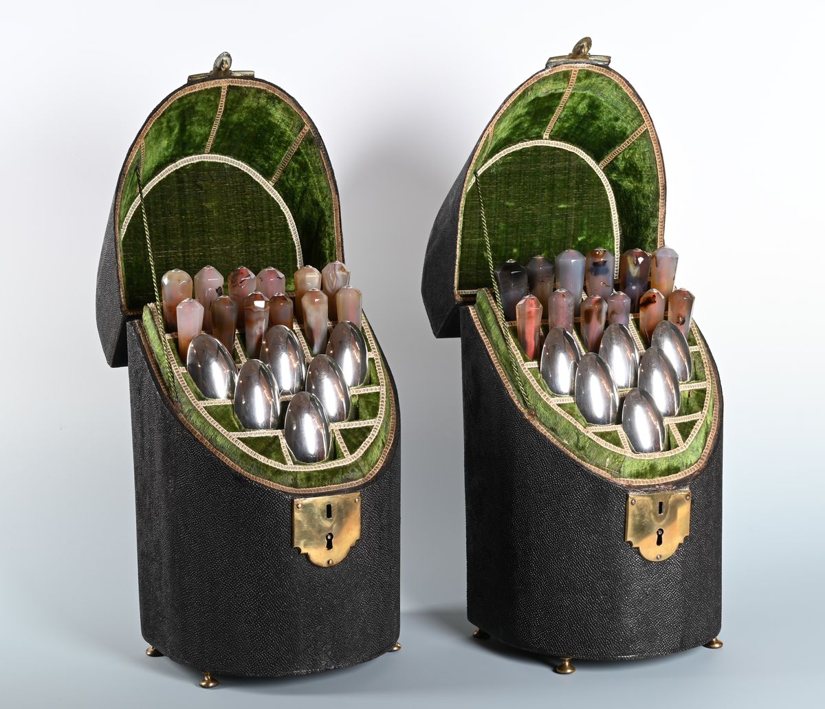 A rare pair of fabulous quality  cutlery boxes - image 1