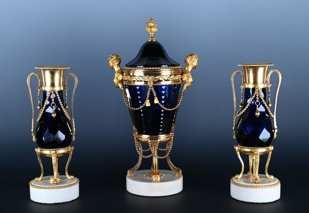 A set of Louis XVI potpourri decorative vases - image 1