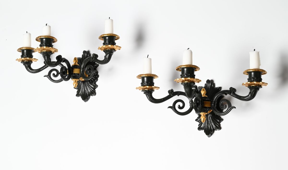 A pair of Charles X wall sconces - image 1