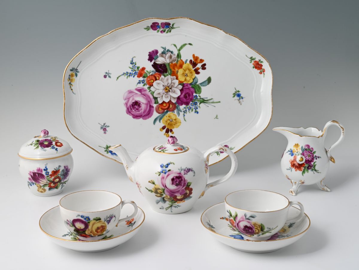 A rare Meissen tête-à-tête tea set - image 1