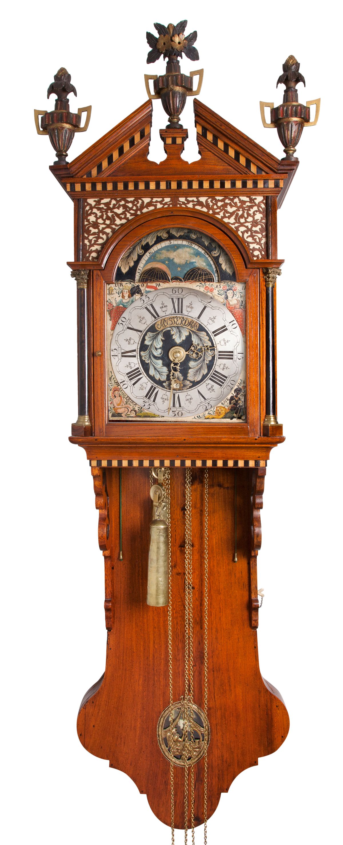 Een zeer zeldzame Friese iepenhouten dubbelkaps staartklok met speelwerk Klaas Andriese circa 1810 - afbeelding 1
