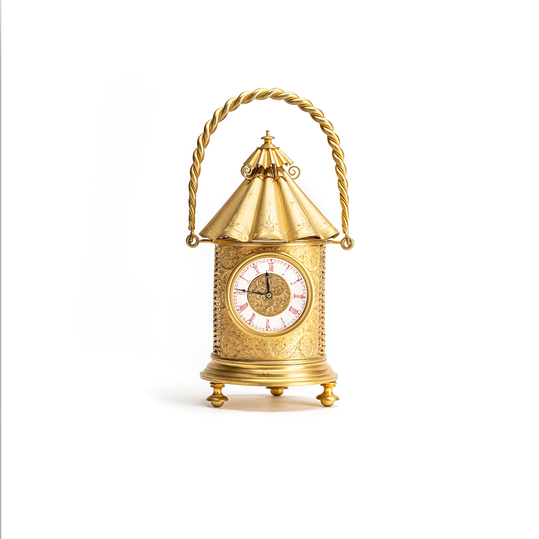 French High quality nicely gilded and engraved hand carrying decorative fantasy lantern - image 1