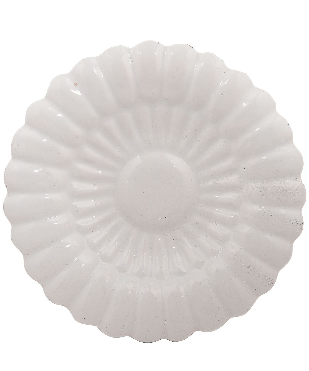 A White Dutch Delft Gadrooned Charger so called 'Plooischotel' - image 1