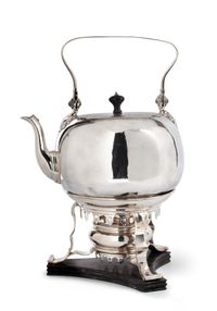 Silver bouilloire - image 1