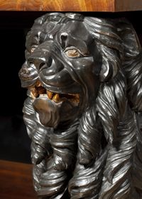 Empire console with seated carved wooden lions - image 2