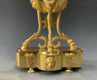 A Directoire vase mantel clock with griffins, France circa 1800. - image 4