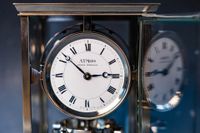 Reutter Atmos, white enamel dial, c. 1930. Movement numbered: 1090. - image 4