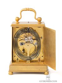 A small Austrian grande sonnerie travel clock, circa 1850. - image 3