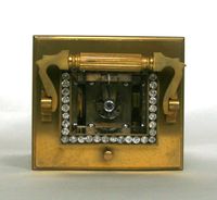 An attractive French brass paste set Anglaise carriage clock with alarm, circa 1900. - image 4