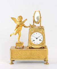 Een Franse Empire vuurverguld bronzen pendule, circa 1810 - afbeelding 1