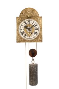 A Swiss brass and iron 'Kuhschwanz' alarm wall timepiece, circa 1720 - image 1